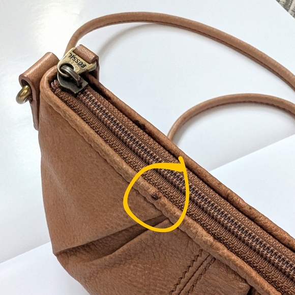 Fossil little crossbody tan pebbled leather bag Style SL2885 - Picture 10 of 10